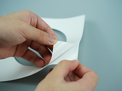 Медицинская двусторонняя лента PE с отверстиями для хирургических покрывал